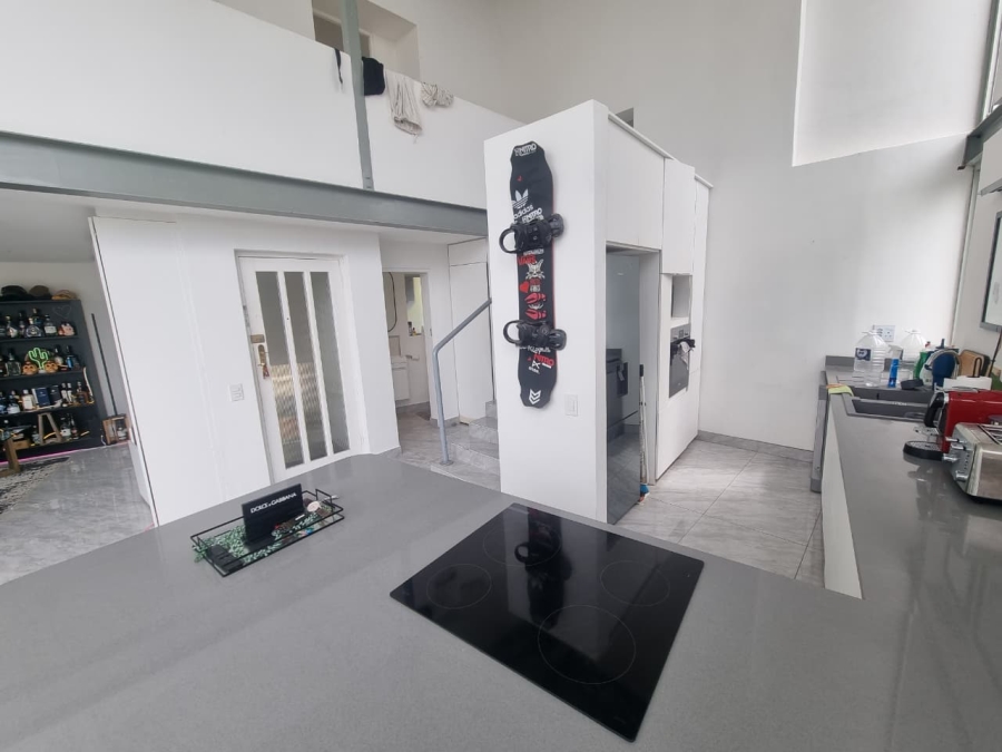 To Let 2 Bedroom Property for Rent in Tamboerskloof Western Cape